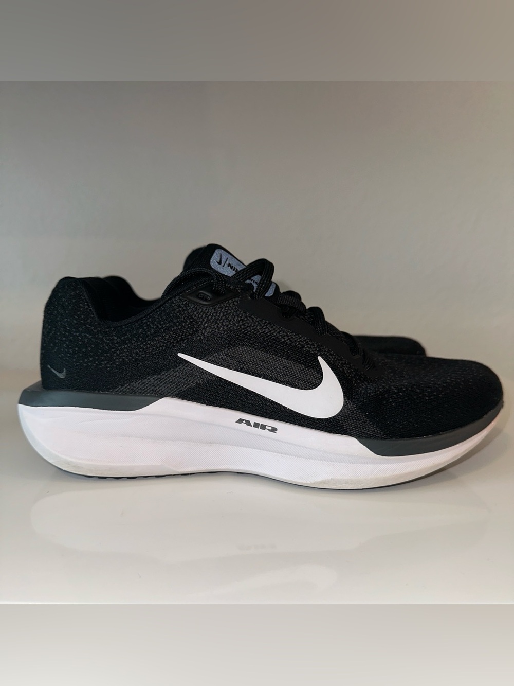 Nike Air Winflo 11 Road Running Shoes Men's Size 6.5 / Women 8